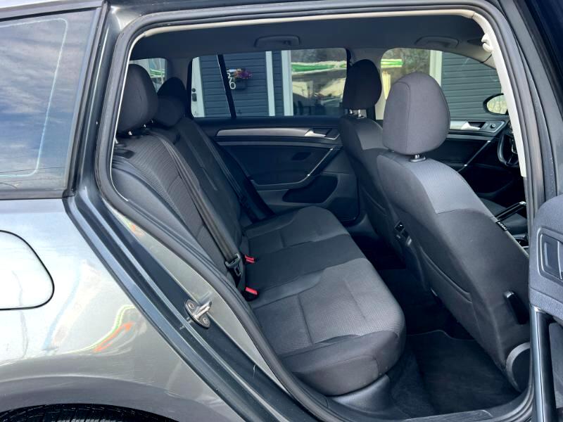 Volkswagen Golf SportWagen TSI S 5M 2018