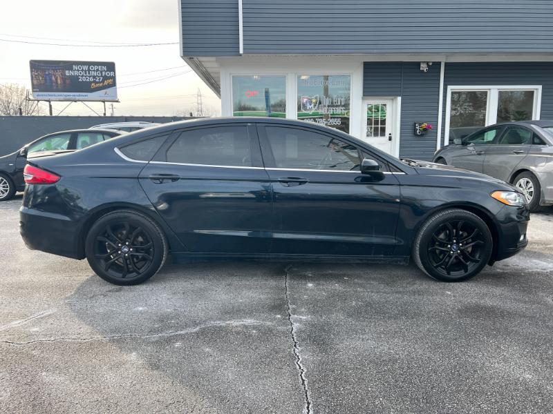 Ford Fusion SE 2020