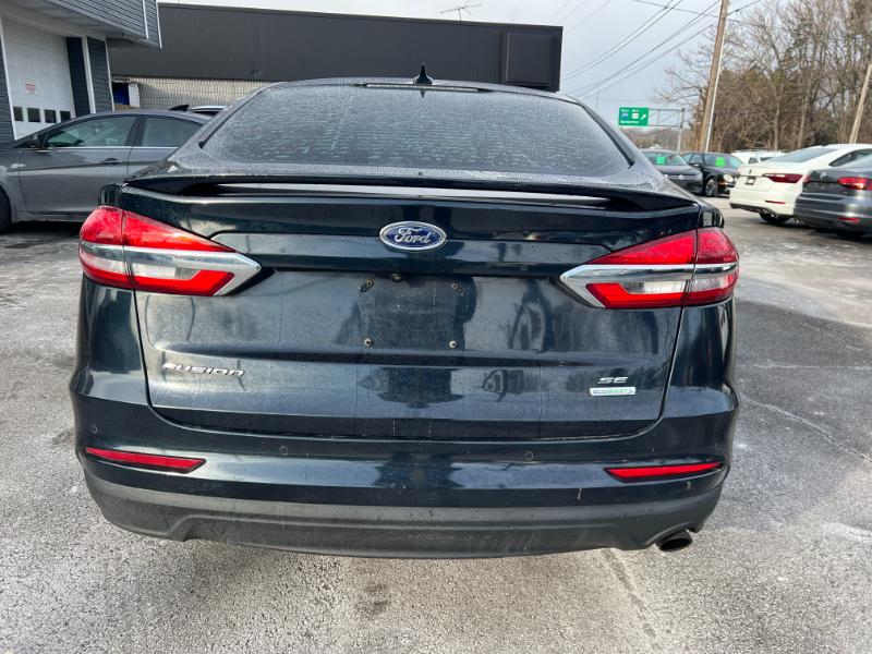 Ford Fusion SE 2020