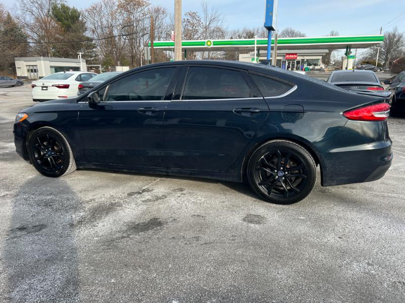 Ford Fusion SE 2020