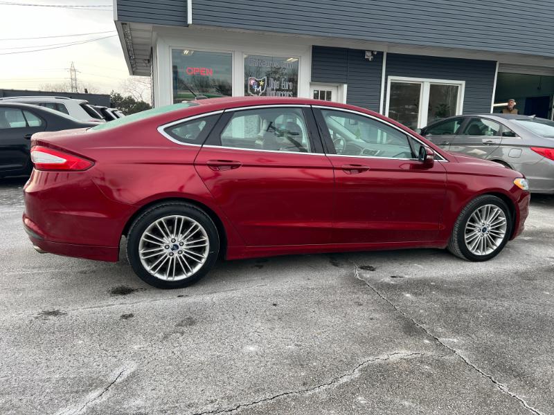 Ford Fusion SE 2015
