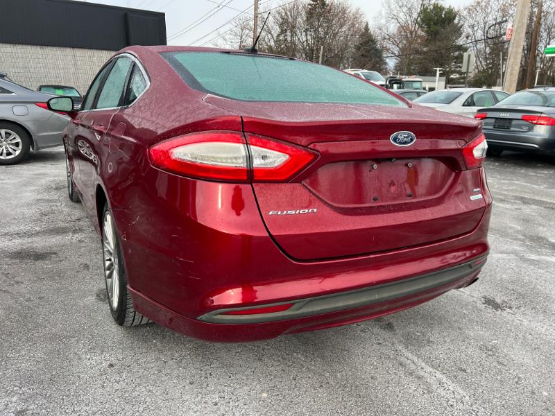 Ford Fusion SE 2015