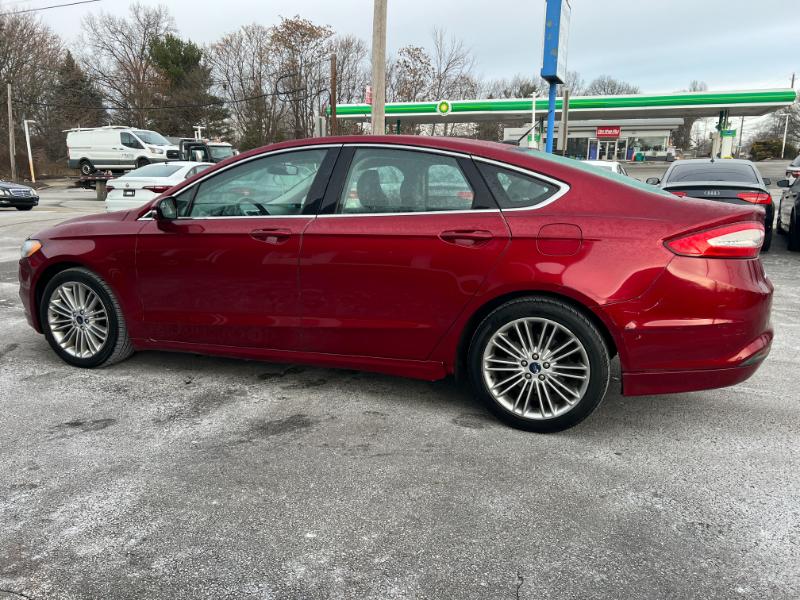 Ford Fusion SE 2015
