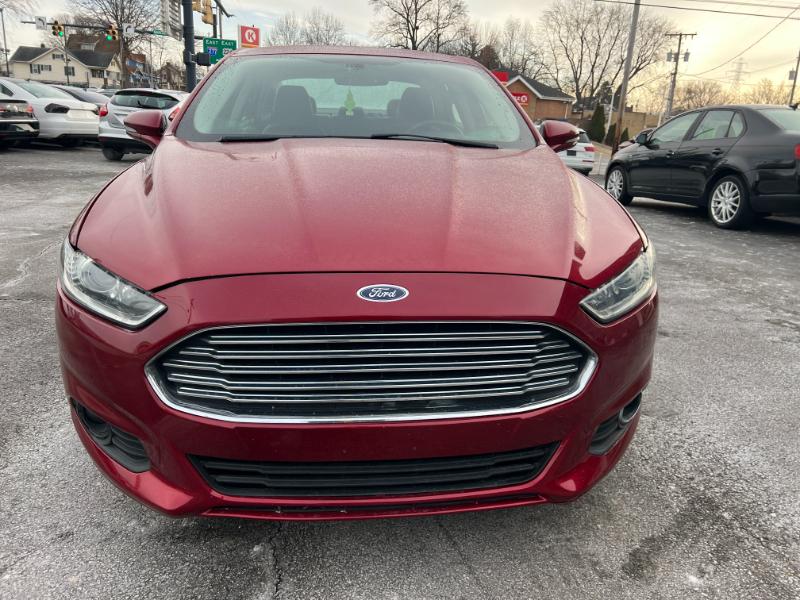 Ford Fusion SE 2015