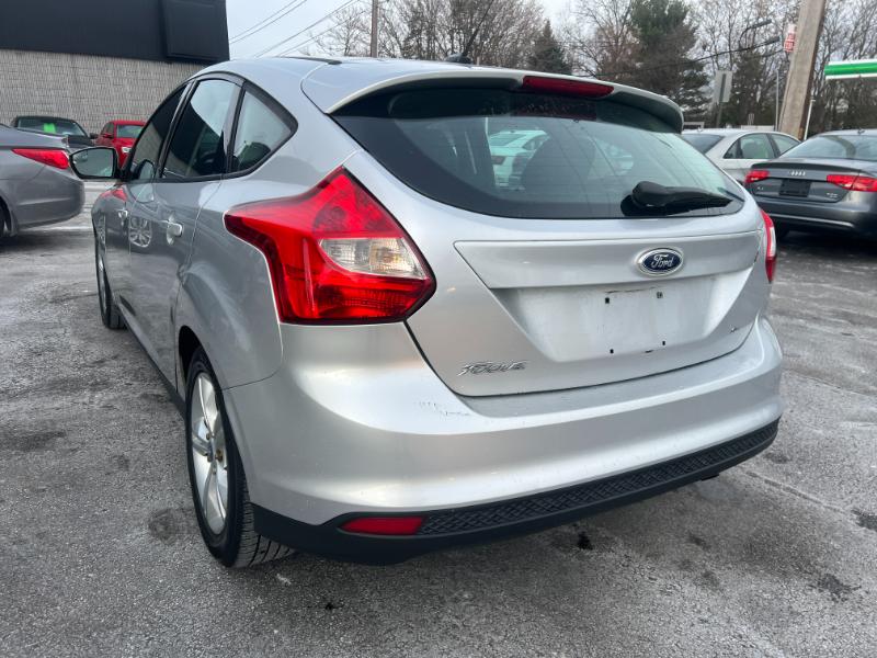 Ford Focus SE Hatch 2014