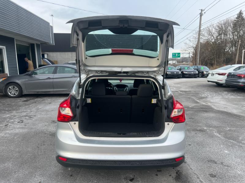 Ford Focus SE Hatch 2014