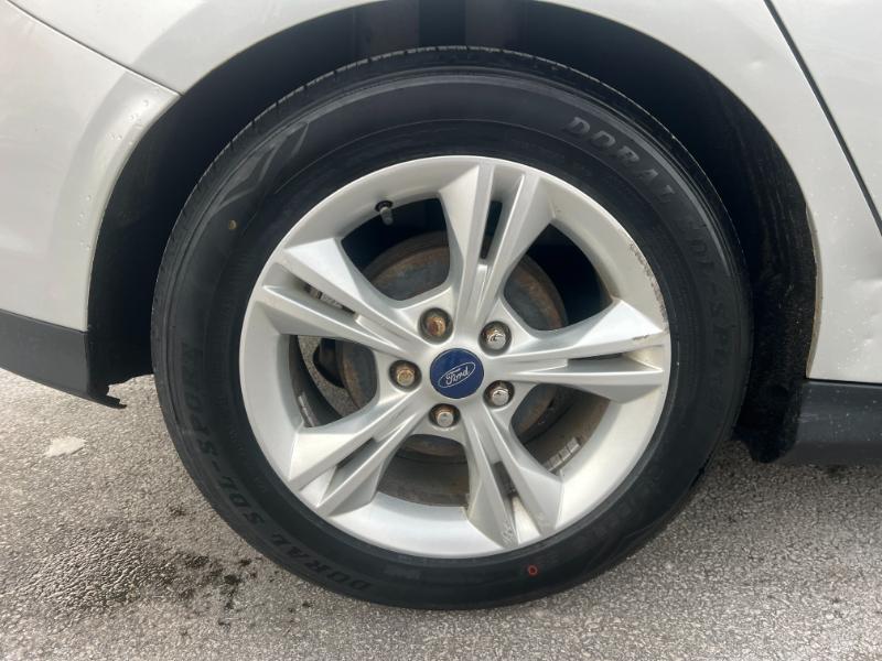 Ford Focus SE Hatch 2014