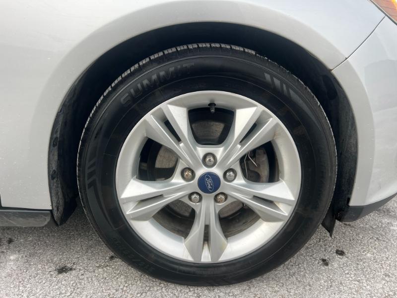 Ford Focus SE Hatch 2014