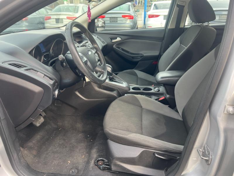 Ford Focus SE Hatch 2014