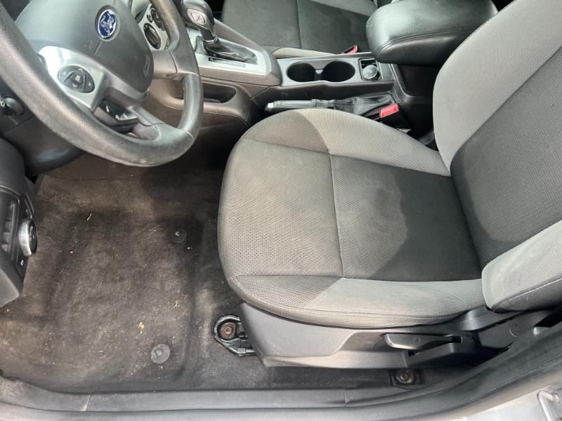 Ford Focus SE Hatch 2014