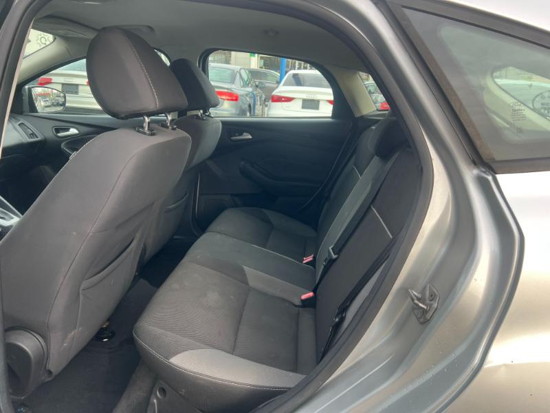 Ford Focus SE Hatch 2014