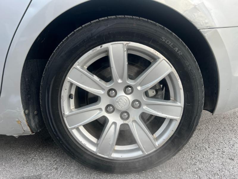 Buick LaCrosse CXL FWD 2010