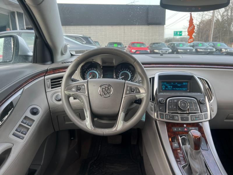 Buick LaCrosse CXL FWD 2010