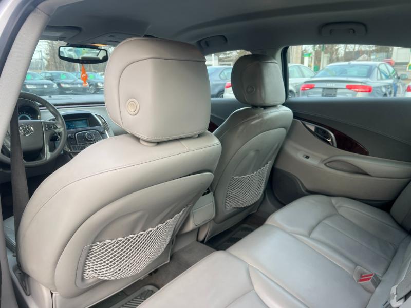 Buick LaCrosse CXL FWD 2010