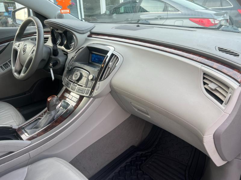 Buick LaCrosse CXL FWD 2010