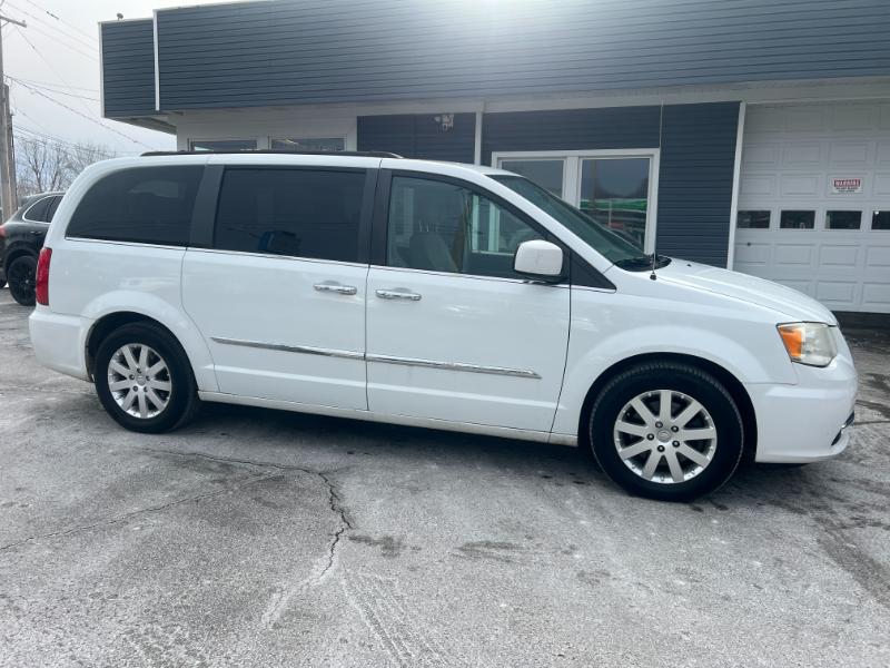Chrysler Town & Country Touring 2015