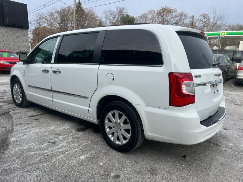 Chrysler Town & Country Touring 2015