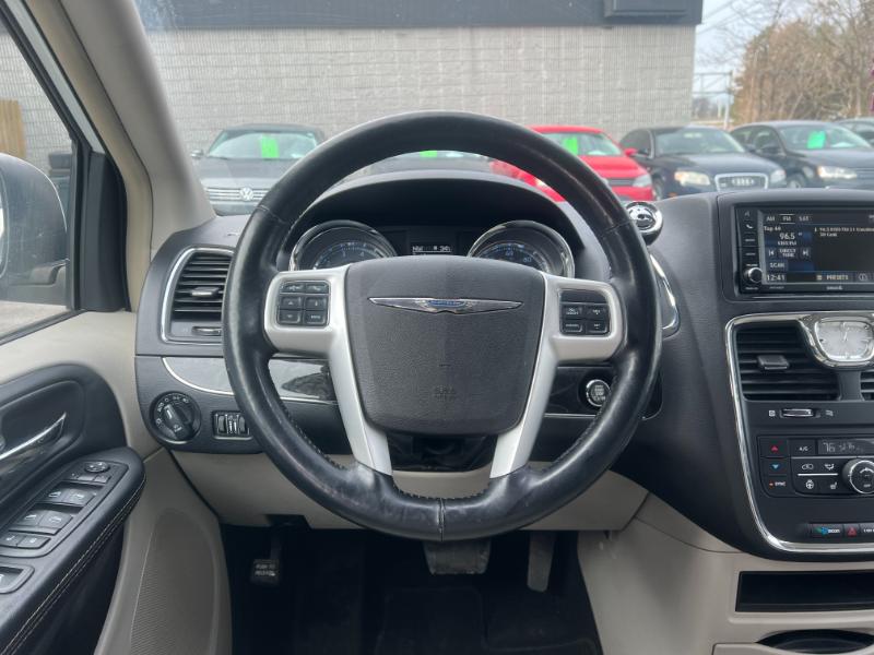 Chrysler Town & Country Touring 2015