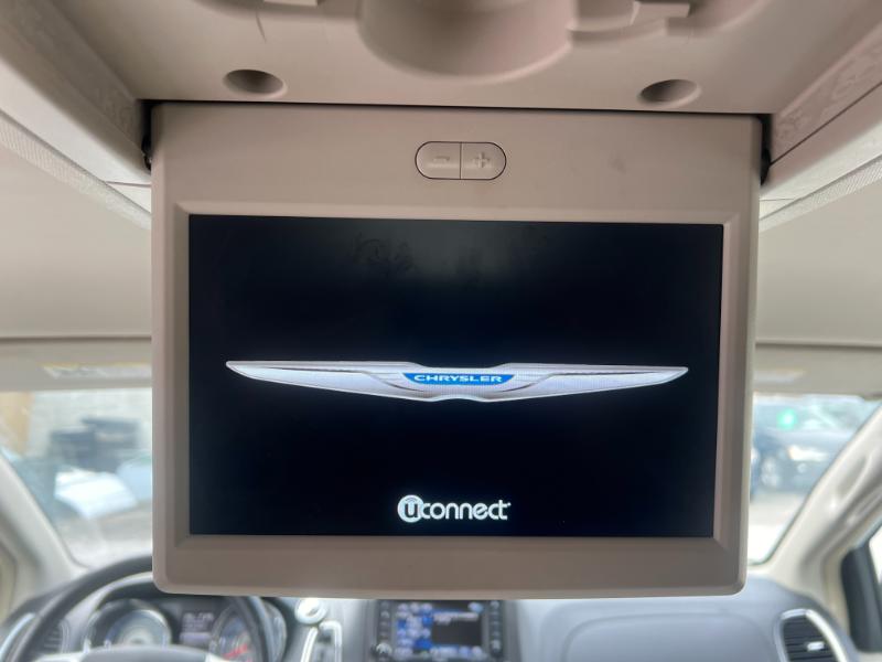 Chrysler Town & Country Touring 2015