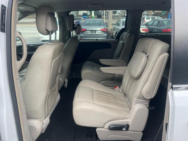 Chrysler Town & Country Touring 2015