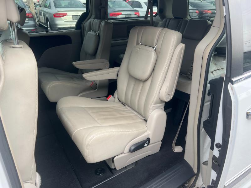 Chrysler Town & Country Touring 2015