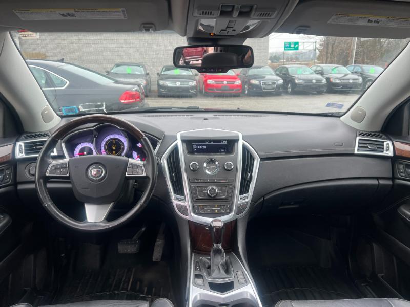 Cadillac SRX Luxury AWD 2012