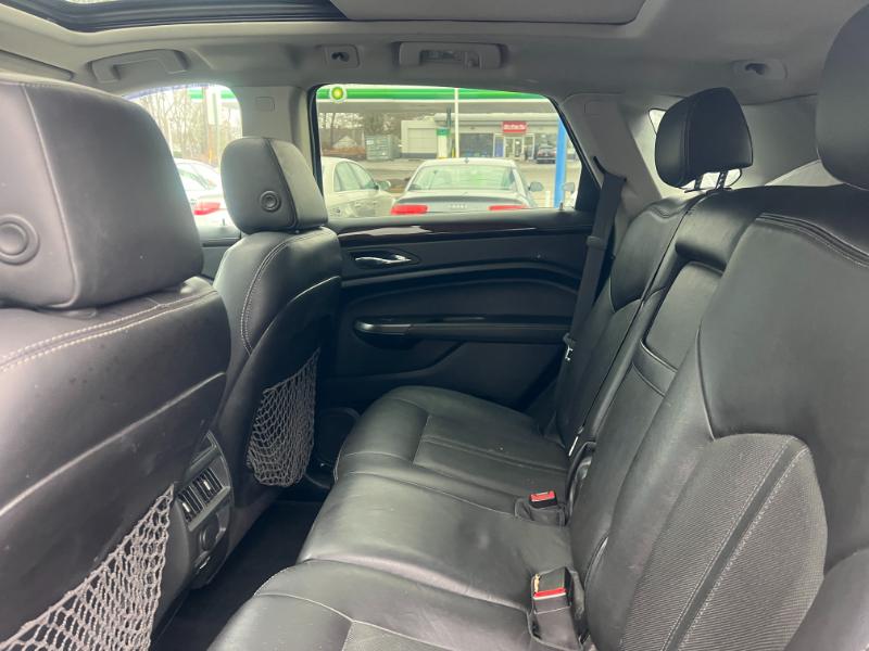 Cadillac SRX Luxury AWD 2012