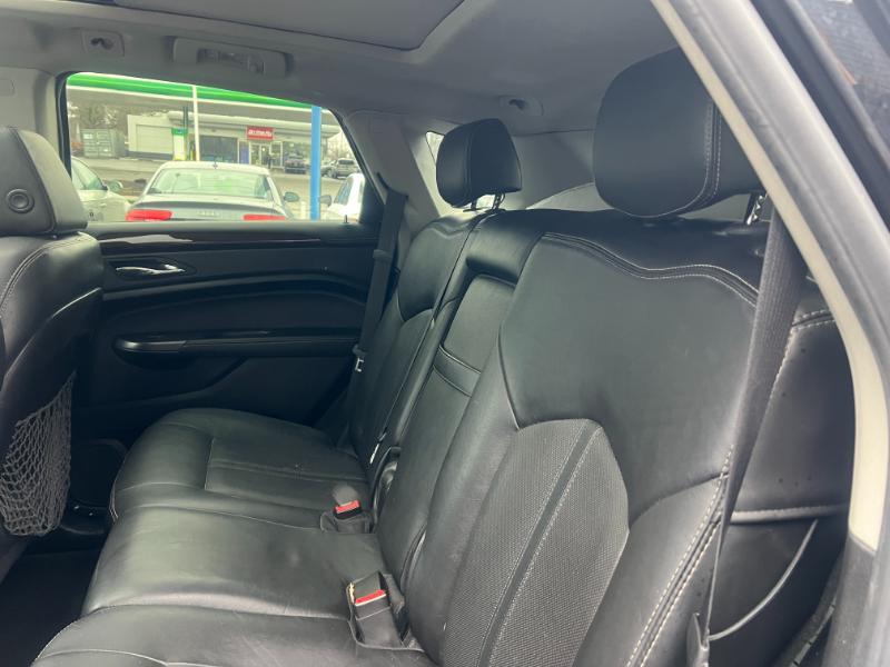 Cadillac SRX Luxury AWD 2012