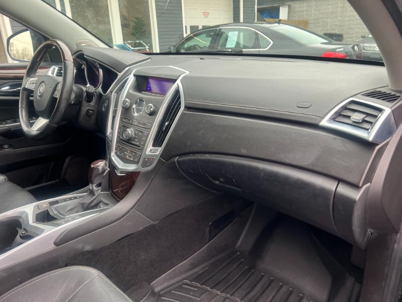 Cadillac SRX Luxury AWD 2012