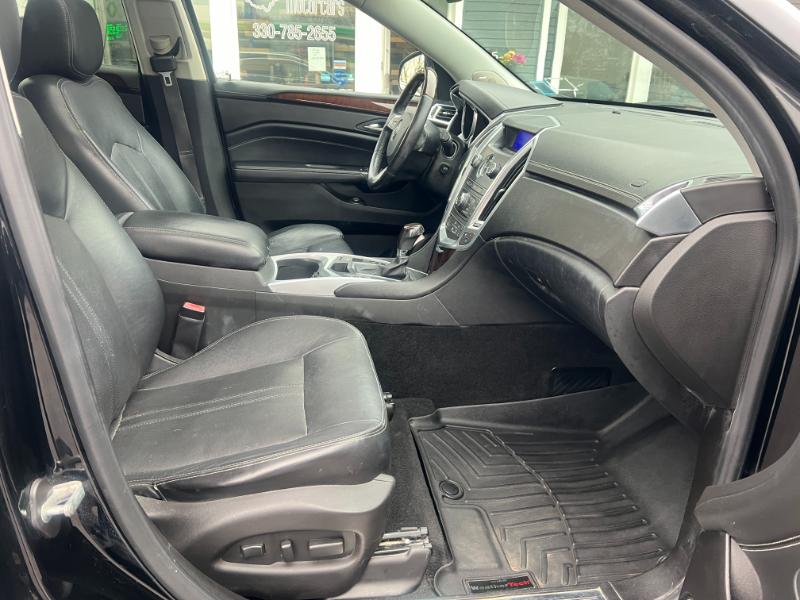 Cadillac SRX Luxury AWD 2012