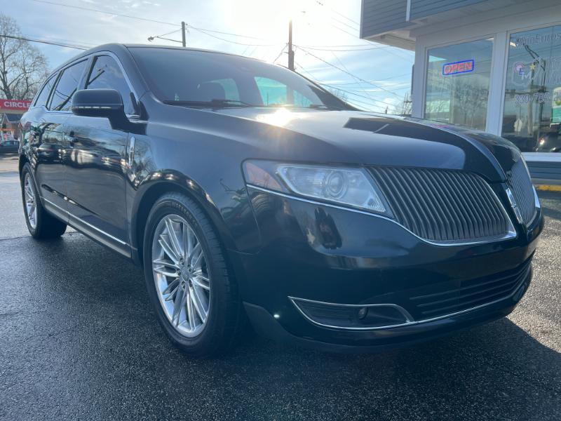 2015 Lincoln MKT 3.5L with EcoBoost AWD