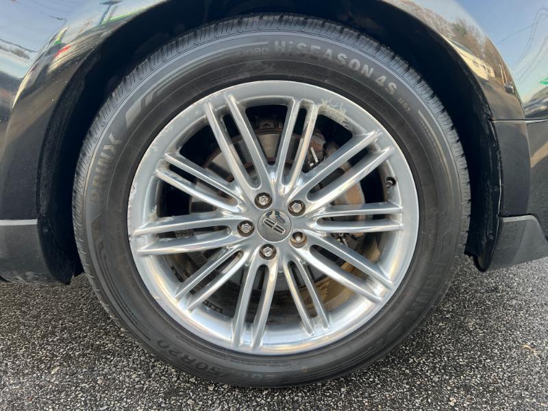 Lincoln MKT 3.5L with EcoBoost AWD 2015