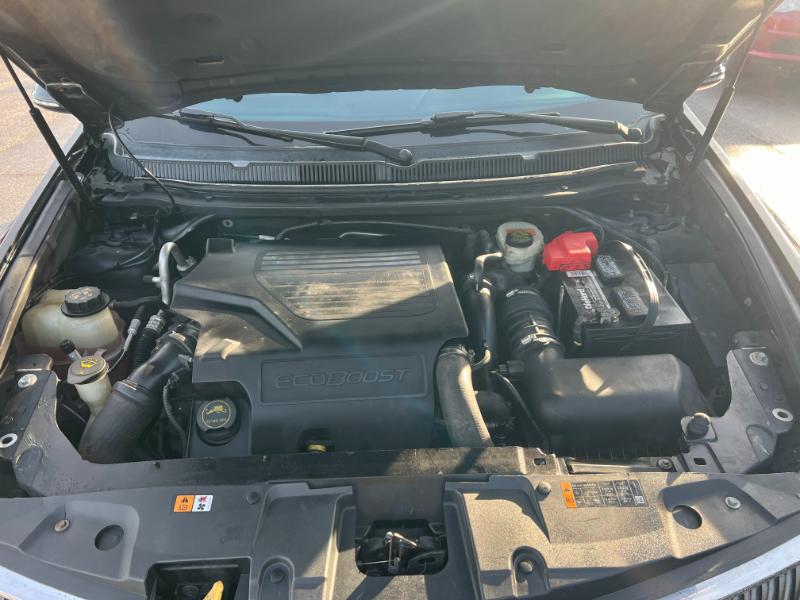 Lincoln MKT 3.5L with EcoBoost AWD 2015