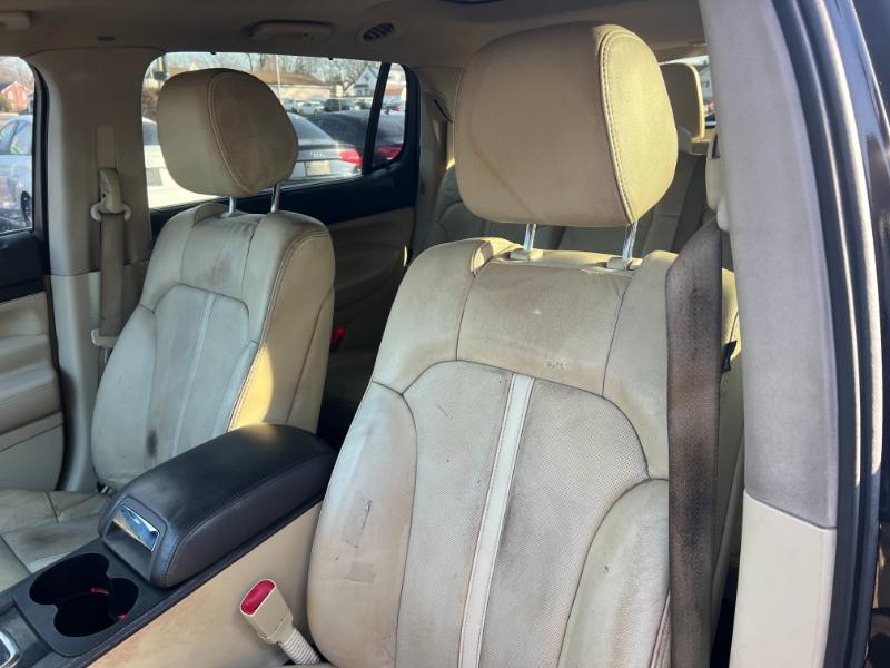 Lincoln MKT 3.5L with EcoBoost AWD 2015