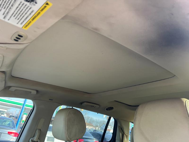 Lincoln MKT 3.5L with EcoBoost AWD 2015