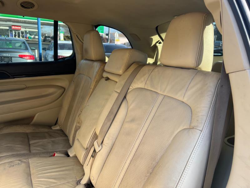 Lincoln MKT 3.5L with EcoBoost AWD 2015