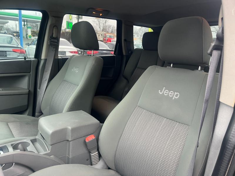 Jeep Grand Cherokee Laredo 4WD 2007