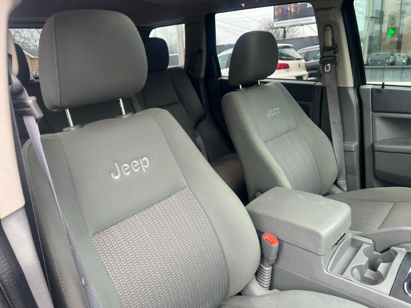 Jeep Grand Cherokee Laredo 4WD 2007