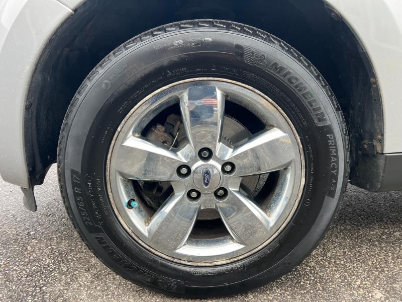 Ford Escape Limited 4WD V6 2009