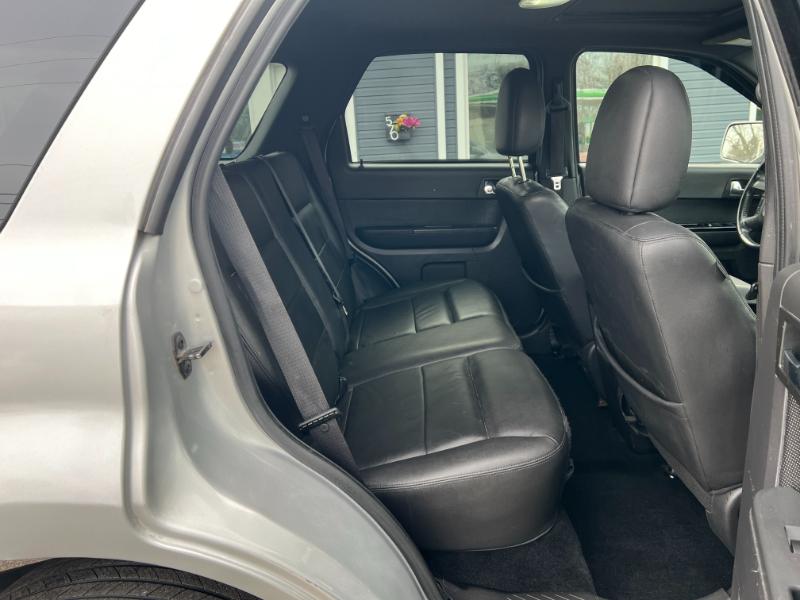 Ford Escape Limited 4WD V6 2009