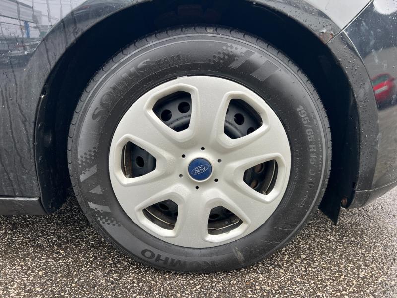 Ford Focus S Sedan 2014