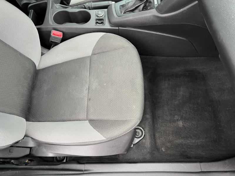 Ford Focus S Sedan 2014