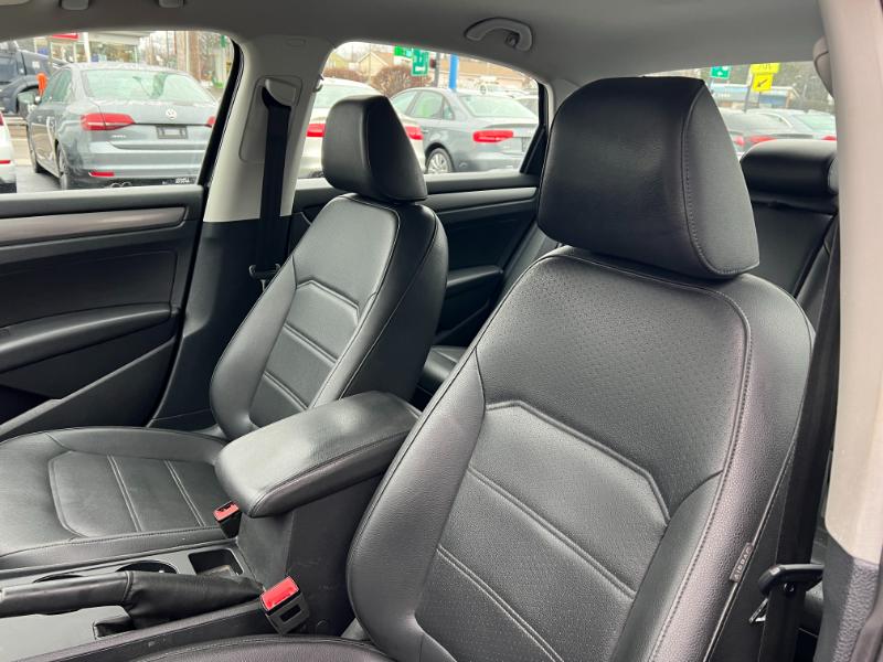 Volkswagen Passat Sport PZEV 5M 2015