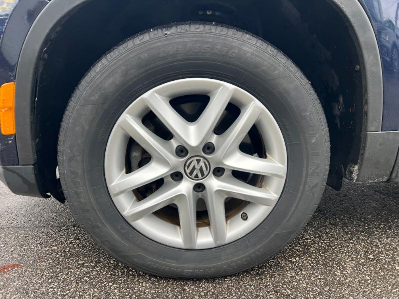 Volkswagen Tiguan SEL 2011
