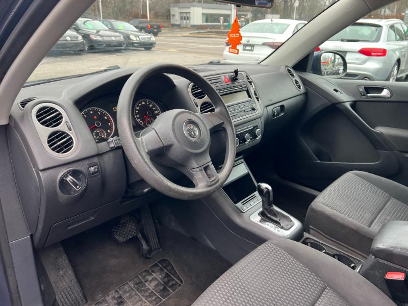 Volkswagen Tiguan SEL 2011