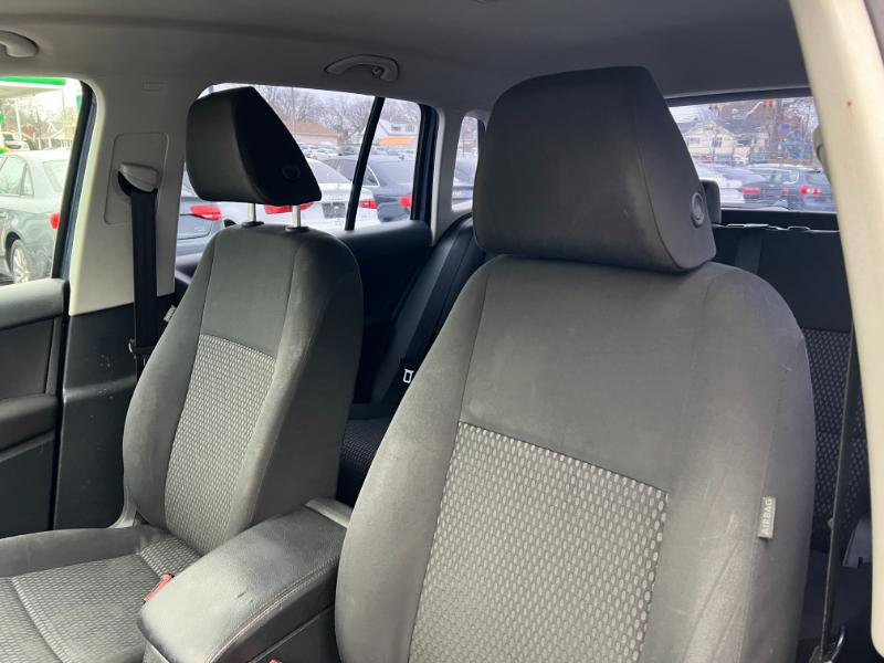 Volkswagen Tiguan SEL 2011