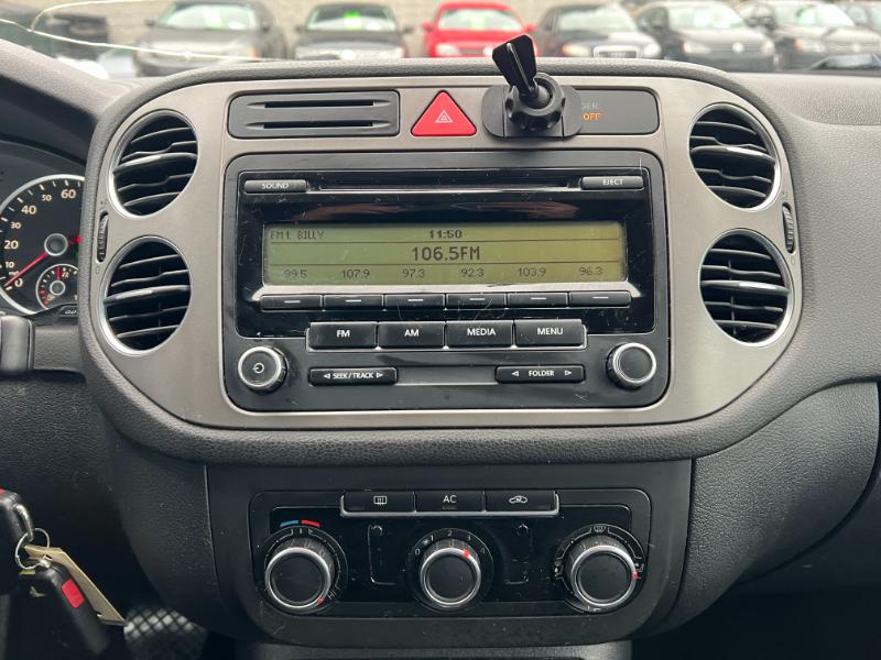 Volkswagen Tiguan SEL 2011