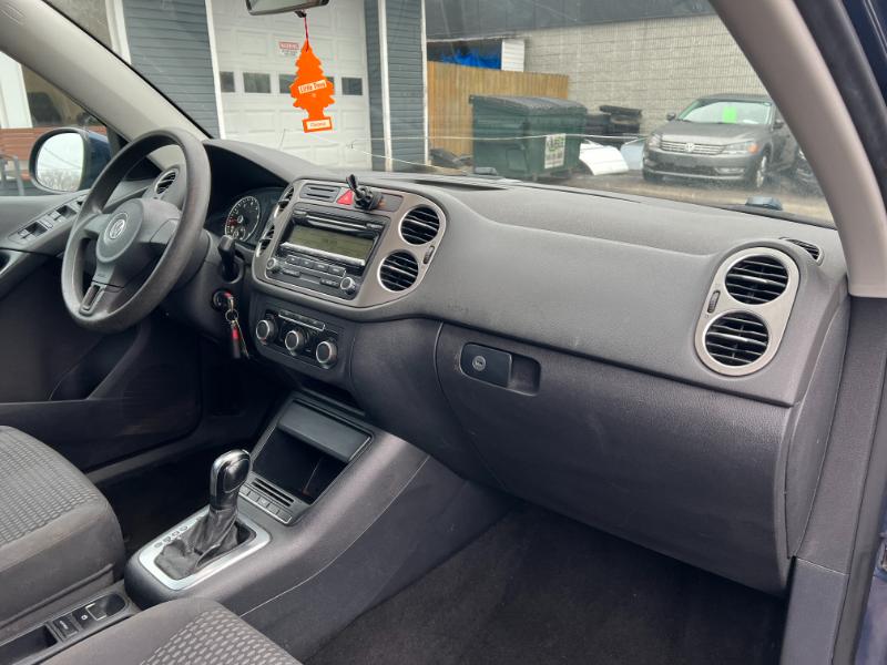 Volkswagen Tiguan SEL 2011