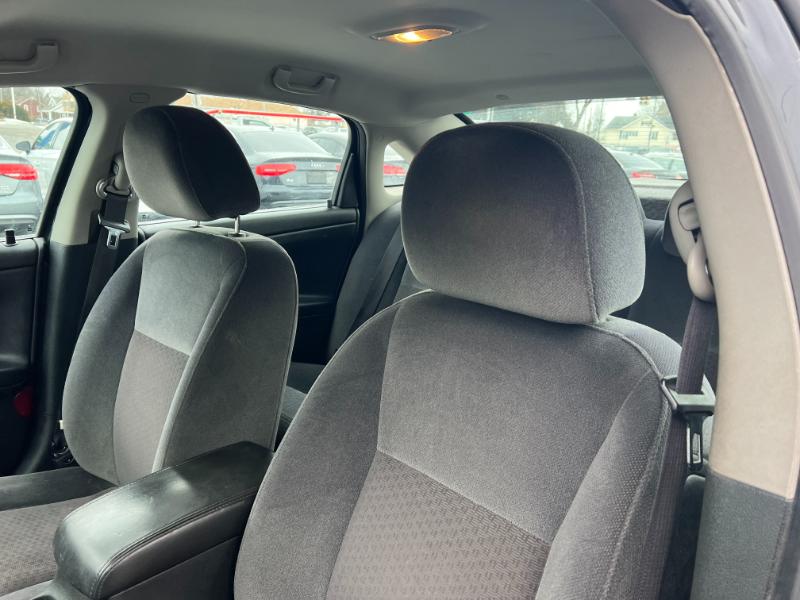 Chevrolet Impala LS 2010