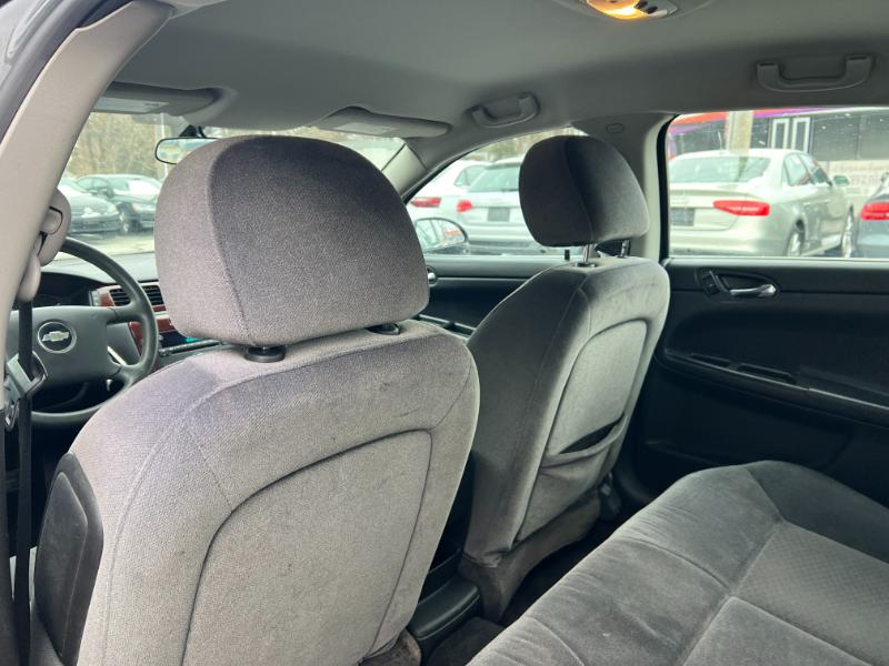 Chevrolet Impala LS 2010